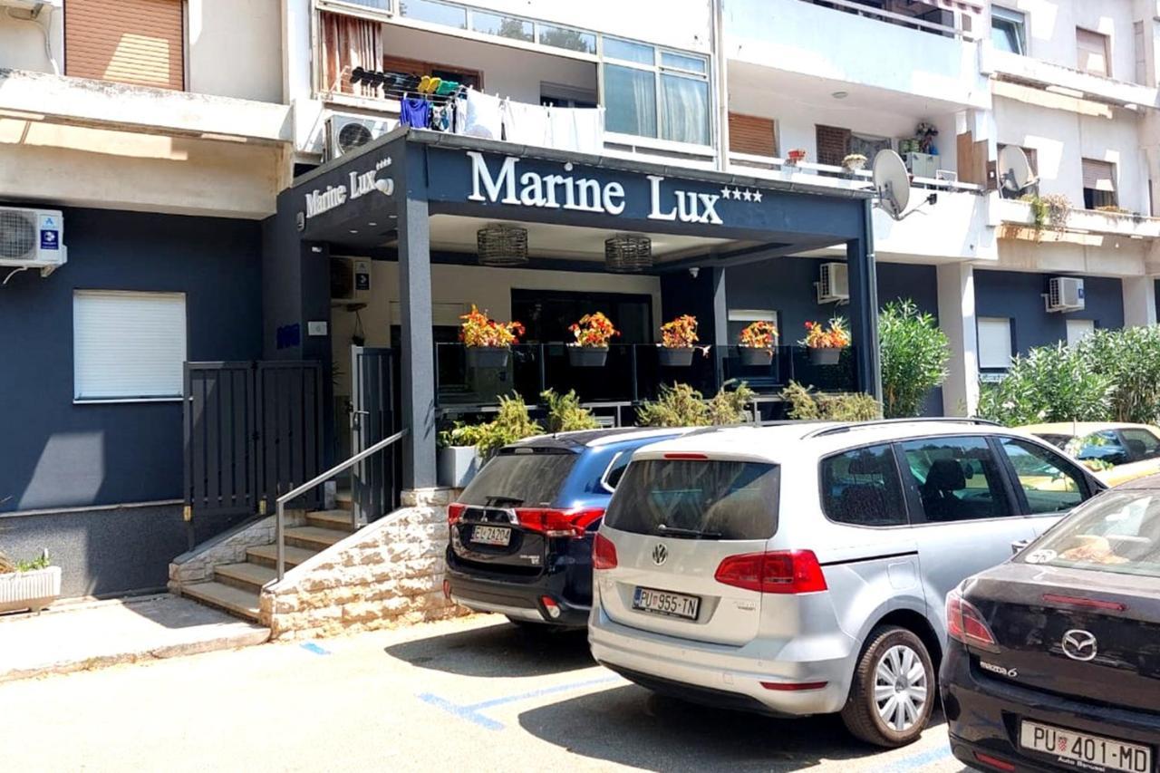 Marine Lux Apartments Pula Eksteriør billede